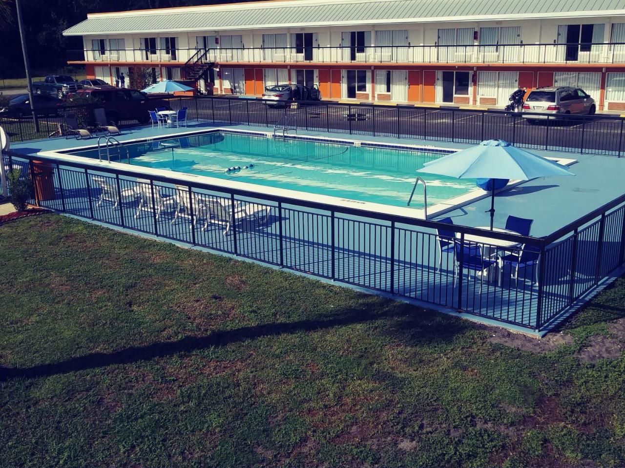 Days Inn By Wyndham Wildwood I-75 Dış mekan fotoğraf